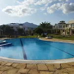 Turtle Bay Village - Garden House