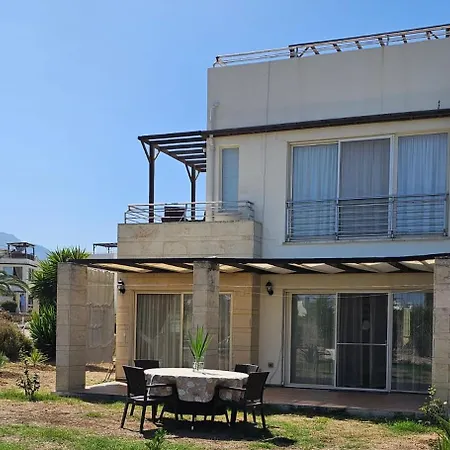 Kyrenia - Esentepe Turtle Village 3 Bedroom Sea With Garden