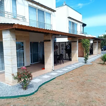 Kyrenia - Esentepe Turtle Village 3 Bedroom Sea With Garden Holiday home *