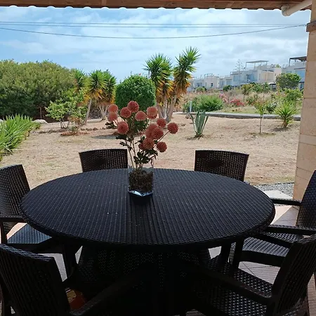 Turtle Bay Village - Garden House *